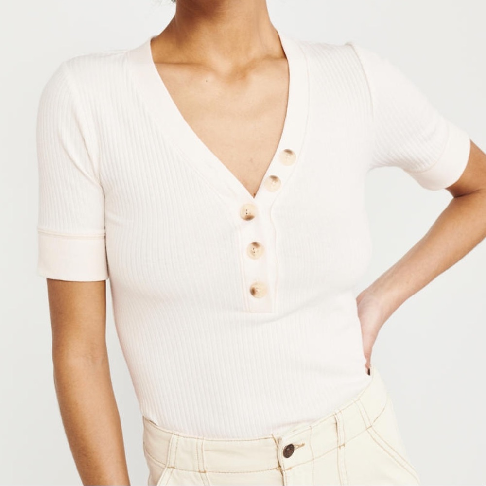 SOLD • Off White 3/4 Sleeve Henley - Picture 2 of 6